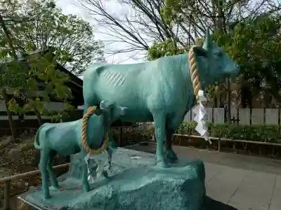 石切劔箭神社の{uncategorized: "未分類", other: "その他", undefined: "問題あり", building: "その他建物", grave: "お墓", sacred_gate: "鳥居", guardian: "狛犬", statue: "像", buddha: "仏像", history: "歴史", nature: "自然", garden: "庭園", animal: "動物", pagoda: "塔", temizu: "手水舎", mountain_gate: "山門・神門", sanctuary: "本殿・本堂", subordinate: "末社・摂社", art: "芸術", scenery: "景色", jizo: "地蔵", ema: "絵馬", goshuin: "御朱印", omikuji: "おみくじ", items: "授与品その他", amulet: "お守り", goshuincho: "御朱印帳", eats: "食事", festival: "お祭り", votive_dance: "神楽", shichigosan: "七五三参", wedding: "結婚式", experience: "体験その他", initially: "初詣", around: "周辺", anti_infection: "感染症対策"}