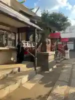 皆中稲荷神社の{uncategorized: "未分類", other: "その他", undefined: "問題あり", building: "その他建物", grave: "お墓", sacred_gate: "鳥居", guardian: "狛犬", statue: "像", buddha: "仏像", history: "歴史", nature: "自然", garden: "庭園", animal: "動物", pagoda: "塔", temizu: "手水舎", mountain_gate: "山門・神門", sanctuary: "本殿・本堂", subordinate: "末社・摂社", art: "芸術", scenery: "景色", jizo: "地蔵", ema: "絵馬", goshuin: "御朱印", omikuji: "おみくじ", items: "授与品その他", amulet: "お守り", goshuincho: "御朱印帳", eats: "食事", festival: "お祭り", votive_dance: "神楽", shichigosan: "七五三参", wedding: "結婚式", experience: "体験その他", initially: "初詣", around: "周辺", anti_infection: "感染症対策"}