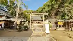 四條畷神社の建物その他