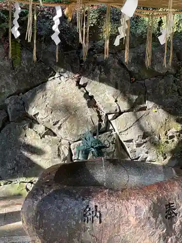 由岐神社の手水舎