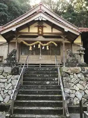 八幡宮の本殿・本堂