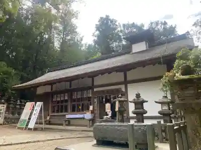 夫婦大國社（春日大社末社）の{uncategorized: "未分類", other: "その他", undefined: "問題あり", building: "その他建物", grave: "お墓", sacred_gate: "鳥居", guardian: "狛犬", statue: "像", buddha: "仏像", history: "歴史", nature: "自然", garden: "庭園", animal: "動物", pagoda: "塔", temizu: "手水舎", mountain_gate: "山門・神門", sanctuary: "本殿・本堂", subordinate: "末社・摂社", art: "芸術", scenery: "景色", jizo: "地蔵", ema: "絵馬", goshuin: "御朱印", omikuji: "おみくじ", items: "授与品その他", amulet: "お守り", goshuincho: "御朱印帳", eats: "食事", festival: "お祭り", votive_dance: "神楽", shichigosan: "七五三参", wedding: "結婚式", experience: "体験その他", initially: "初詣", around: "周辺", anti_infection: "感染症対策"}