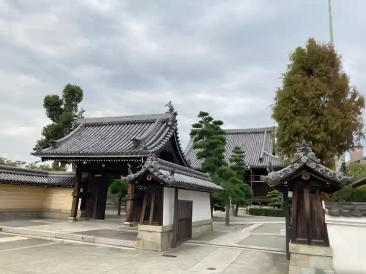 龍泉寺の山門・神門