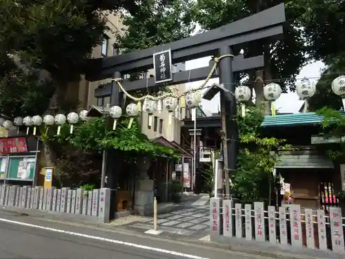 菊名神社の鳥居