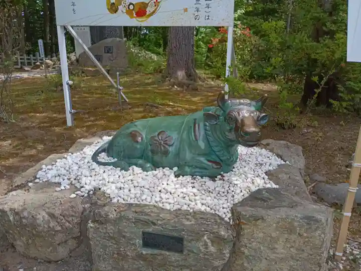 旭川天満宮の像