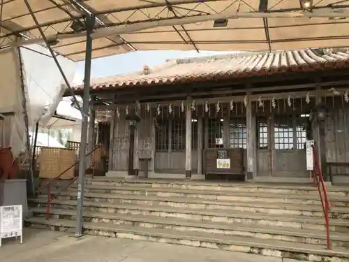 沖宮の本殿・本堂