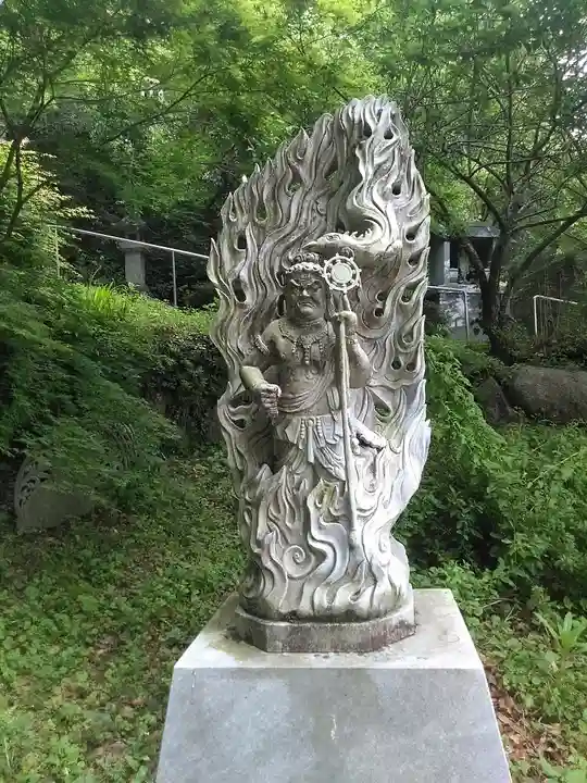 大岩弘法院の仏像