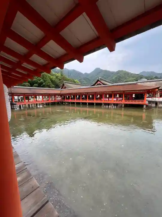 厳島神社(広島県)