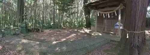 承殿神社の建物その他