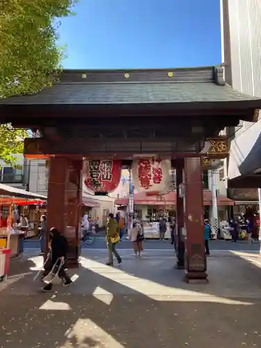 とげぬき地蔵尊 高岩寺の山門