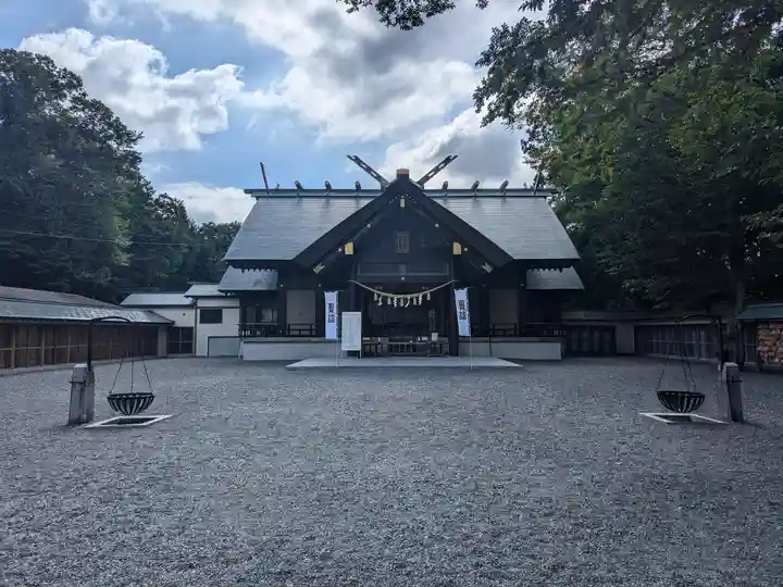 千歳神社の本殿・本堂