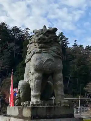 茨城縣護國神社の狛犬