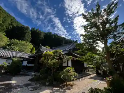 龍泉寺の{uncategorized: "未分類", other: "その他", undefined: "問題あり", building: "その他建物", grave: "お墓", sacred_gate: "鳥居", guardian: "狛犬", statue: "像", buddha: "仏像", history: "歴史", nature: "自然", garden: "庭園", animal: "動物", pagoda: "塔", temizu: "手水舎", mountain_gate: "山門・神門", sanctuary: "本殿・本堂", subordinate: "末社・摂社", art: "芸術", scenery: "景色", jizo: "地蔵", ema: "絵馬", goshuin: "御朱印", omikuji: "おみくじ", items: "授与品その他", amulet: "お守り", goshuincho: "御朱印帳", eats: "食事", festival: "お祭り", votive_dance: "神楽", shichigosan: "七五三参", wedding: "結婚式", experience: "体験その他", initially: "初詣", around: "周辺", anti_infection: "感染症対策"}