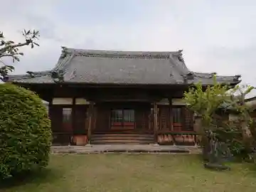 総持院の本殿・本堂