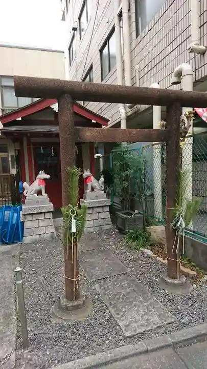 改代稲荷神社の鳥居