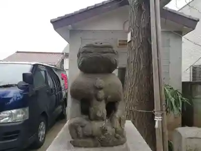 穏田神社の狛犬