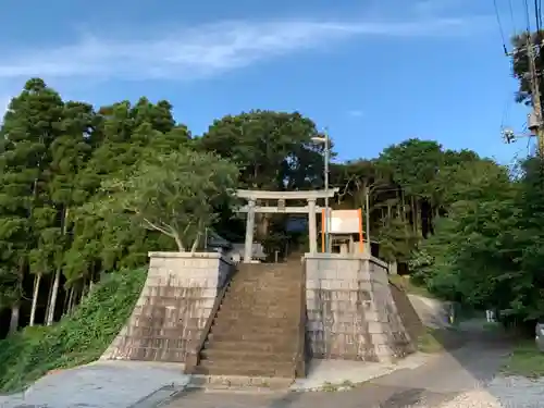 日月神社の鳥居