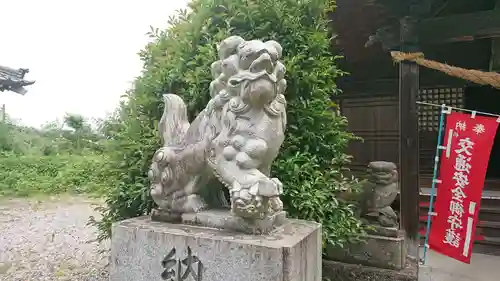 網戸神社の狛犬