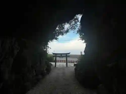 安乎岩戸神社（旧表記：安乎岩戸信龍神社）(兵庫県)