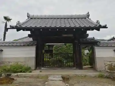 盛安寺の山門・神門