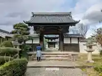 松明院の山門・神門