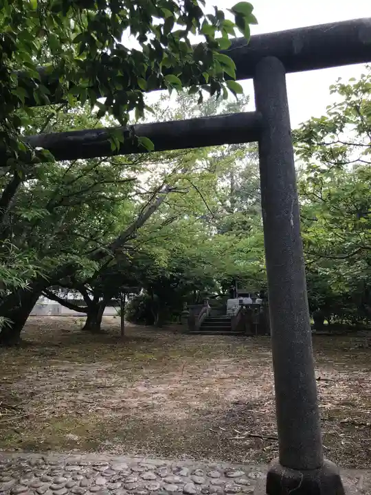 神﨑神社の末社・摂社