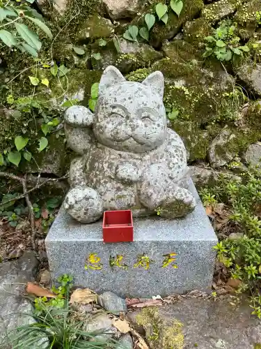 お松大権現の{uncategorized: "未分類", other: "その他", undefined: "問題あり", building: "その他建物", grave: "お墓", sacred_gate: "鳥居", guardian: "狛犬", statue: "像", buddha: "仏像", history: "歴史", nature: "自然", garden: "庭園", animal: "動物", pagoda: "塔", temizu: "手水舎", mountain_gate: "山門・神門", sanctuary: "本殿・本堂", subordinate: "末社・摂社", art: "芸術", scenery: "景色", jizo: "地蔵", ema: "絵馬", goshuin: "御朱印", omikuji: "おみくじ", items: "授与品その他", amulet: "お守り", goshuincho: "御朱印帳", eats: "食事", festival: "お祭り", votive_dance: "神楽", shichigosan: "七五三参", wedding: "結婚式", experience: "体験その他", initially: "初詣", around: "周辺", anti_infection: "感染症対策"}