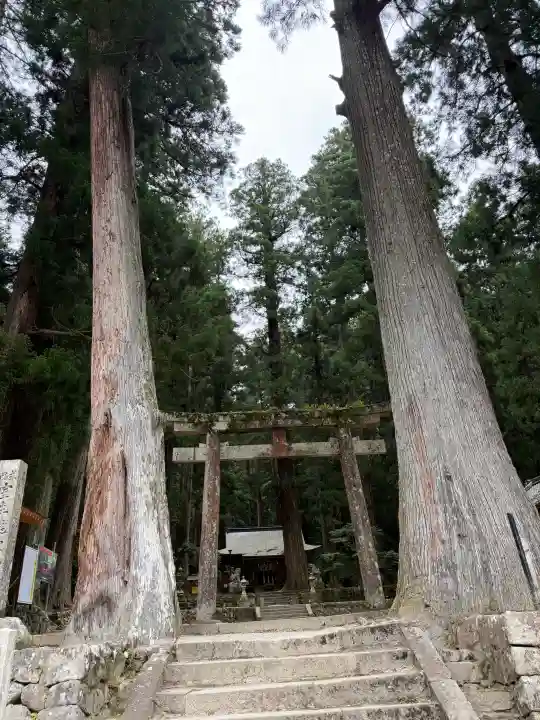 室生龍穴神社(奈良県)