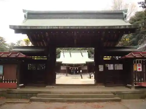 峯ヶ岡八幡神社の山門