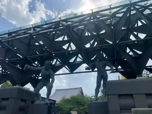 一心寺の山門・神門