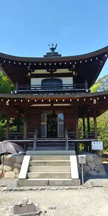 勧修寺の本殿・本堂