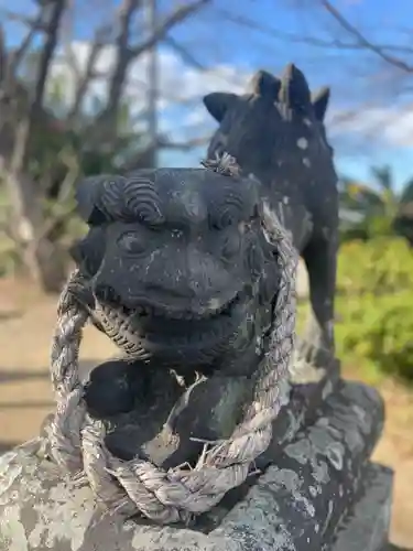 西中土神社の狛犬