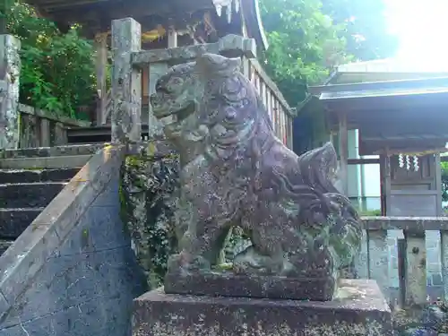 宝見神社の狛犬