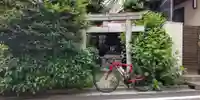 稲荷社の鳥居