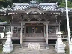 妙蓮寺の本殿