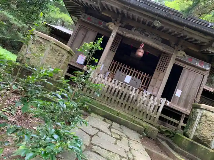 静神社の本殿・本堂