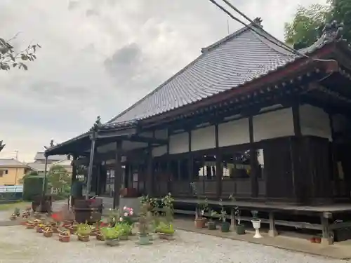 東光寺の本殿