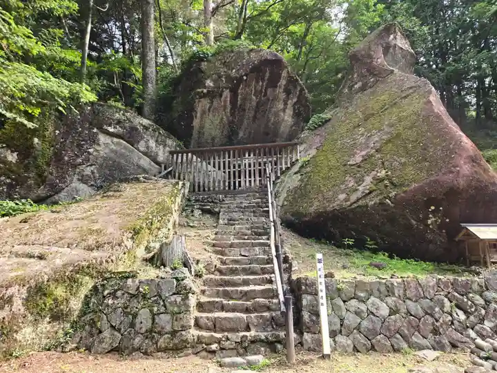 岩屋神社(妙見神社 祖師野八幡宮摂社)(岐阜県)