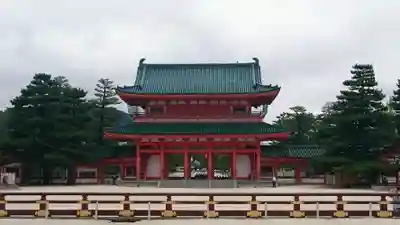 平安神宮の山門・神門