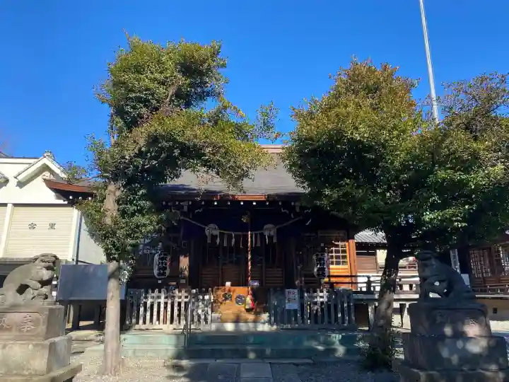 本郷氷川神社の{uncategorized: "未分類", other: "その他", undefined: "問題あり", building: "その他建物", grave: "お墓", sacred_gate: "鳥居", guardian: "狛犬", statue: "像", buddha: "仏像", history: "歴史", nature: "自然", garden: "庭園", animal: "動物", pagoda: "塔", temizu: "手水舎", mountain_gate: "山門・神門", sanctuary: "本殿・本堂", subordinate: "末社・摂社", art: "芸術", scenery: "景色", jizo: "地蔵", ema: "絵馬", goshuin: "御朱印", omikuji: "おみくじ", items: "授与品その他", amulet: "お守り", goshuincho: "御朱印帳", eats: "食事", festival: "お祭り", votive_dance: "神楽", shichigosan: "七五三参", wedding: "結婚式", experience: "体験その他", initially: "初詣", around: "周辺", anti_infection: "感染症対策"}