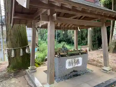 楡木神社の手水舎