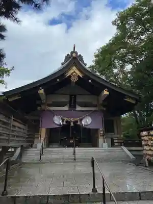 彌彦神社　(伊夜日子神社)の本殿・本堂