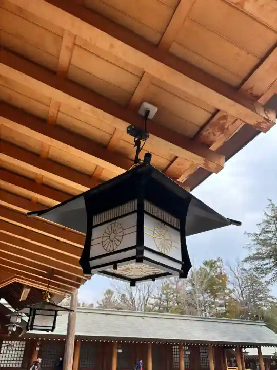 北海道神宮の{uncategorized: "未分類", other: "その他", undefined: "問題あり", building: "その他建物", grave: "お墓", sacred_gate: "鳥居", guardian: "狛犬", statue: "像", buddha: "仏像", history: "歴史", nature: "自然", garden: "庭園", animal: "動物", pagoda: "塔", temizu: "手水舎", mountain_gate: "山門・神門", sanctuary: "本殿・本堂", subordinate: "末社・摂社", art: "芸術", scenery: "景色", jizo: "地蔵", ema: "絵馬", goshuin: "御朱印", omikuji: "おみくじ", items: "授与品その他", amulet: "お守り", goshuincho: "御朱印帳", eats: "食事", festival: "お祭り", votive_dance: "神楽", shichigosan: "七五三参", wedding: "結婚式", experience: "体験その他", initially: "初詣", around: "周辺", anti_infection: "感染症対策"}