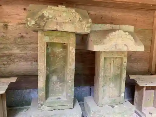 諏訪神社の末社・摂社