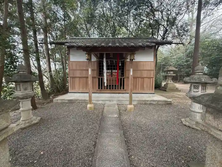 廣瀬大社の{uncategorized: "未分類", other: "その他", undefined: "問題あり", building: "その他建物", grave: "お墓", sacred_gate: "鳥居", guardian: "狛犬", statue: "像", buddha: "仏像", history: "歴史", nature: "自然", garden: "庭園", animal: "動物", pagoda: "塔", temizu: "手水舎", mountain_gate: "山門・神門", sanctuary: "本殿・本堂", subordinate: "末社・摂社", art: "芸術", scenery: "景色", jizo: "地蔵", ema: "絵馬", goshuin: "御朱印", omikuji: "おみくじ", items: "授与品その他", amulet: "お守り", goshuincho: "御朱印帳", eats: "食事", festival: "お祭り", votive_dance: "神楽", shichigosan: "七五三参", wedding: "結婚式", experience: "体験その他", initially: "初詣", around: "周辺", anti_infection: "感染症対策"}