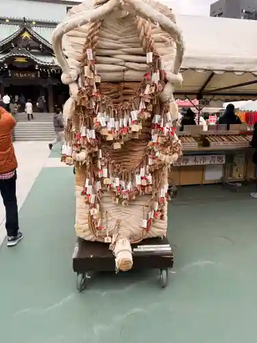 成田山深川不動堂（新勝寺東京別院）の{uncategorized: "未分類", other: "その他", undefined: "問題あり", building: "その他建物", grave: "お墓", sacred_gate: "鳥居", guardian: "狛犬", statue: "像", buddha: "仏像", history: "歴史", nature: "自然", garden: "庭園", animal: "動物", pagoda: "塔", temizu: "手水舎", mountain_gate: "山門・神門", sanctuary: "本殿・本堂", subordinate: "末社・摂社", art: "芸術", scenery: "景色", jizo: "地蔵", ema: "絵馬", goshuin: "御朱印", omikuji: "おみくじ", items: "授与品その他", amulet: "お守り", goshuincho: "御朱印帳", eats: "食事", festival: "お祭り", votive_dance: "神楽", shichigosan: "七五三参", wedding: "結婚式", experience: "体験その他", initially: "初詣", around: "周辺", anti_infection: "感染症対策"}