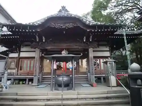 真福寺の本殿・本堂