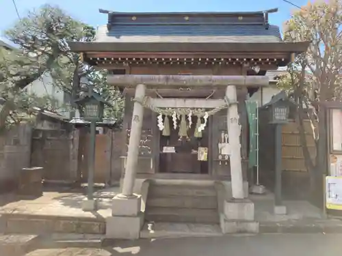 太子堂八幡神社の末社・摂社