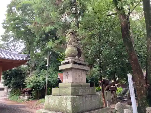 日招八幡大神社の狛犬