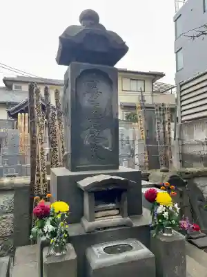 長久寺の{uncategorized: "未分類", other: "その他", undefined: "問題あり", building: "その他建物", grave: "お墓", sacred_gate: "鳥居", guardian: "狛犬", statue: "像", buddha: "仏像", history: "歴史", nature: "自然", garden: "庭園", animal: "動物", pagoda: "塔", temizu: "手水舎", mountain_gate: "山門・神門", sanctuary: "本殿・本堂", subordinate: "末社・摂社", art: "芸術", scenery: "景色", jizo: "地蔵", ema: "絵馬", goshuin: "御朱印", omikuji: "おみくじ", items: "授与品その他", amulet: "お守り", goshuincho: "御朱印帳", eats: "食事", festival: "お祭り", votive_dance: "神楽", shichigosan: "七五三参", wedding: "結婚式", experience: "体験その他", initially: "初詣", around: "周辺", anti_infection: "感染症対策"}